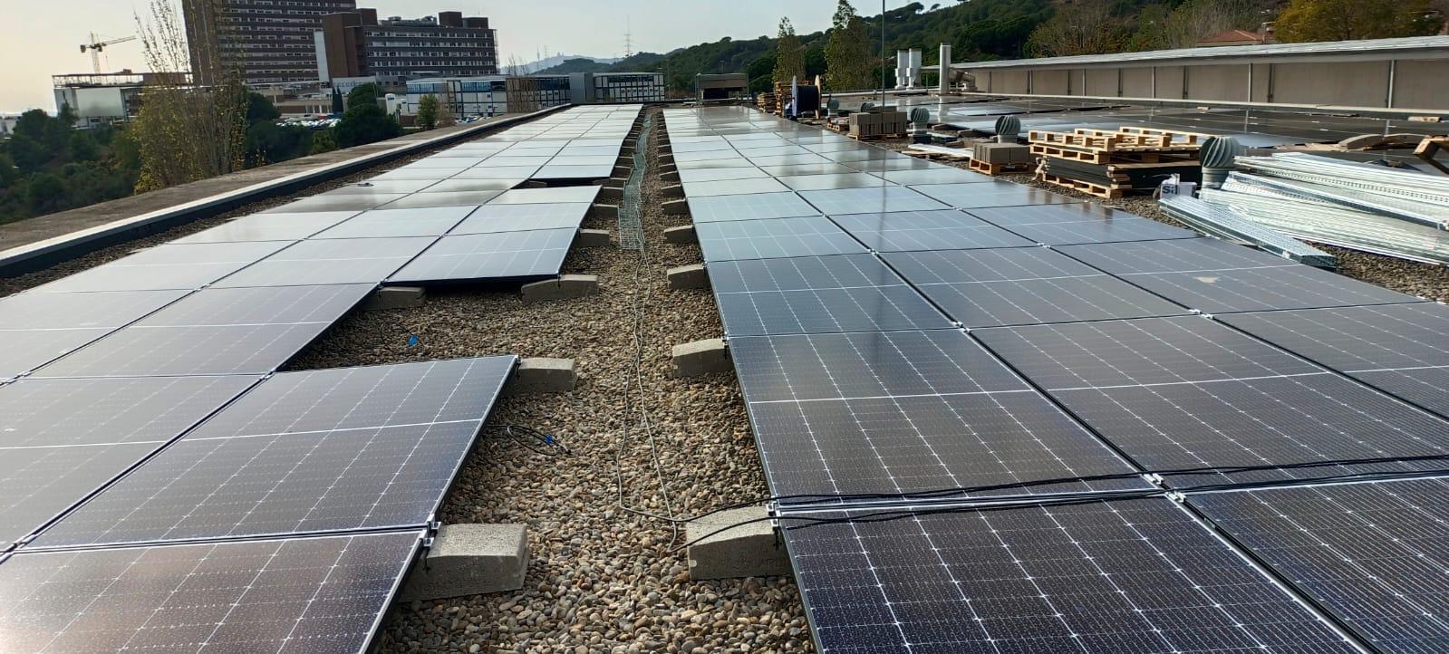 Comunidad de Vecinos - Proyecto completado con ahorro del 70% en factura eléctrica