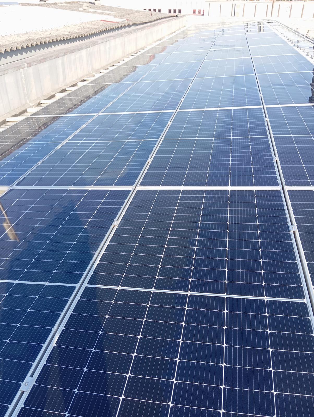 Complejo Industrial en Girona - Proyecto completado con ahorro del 78% en factura eléctrica